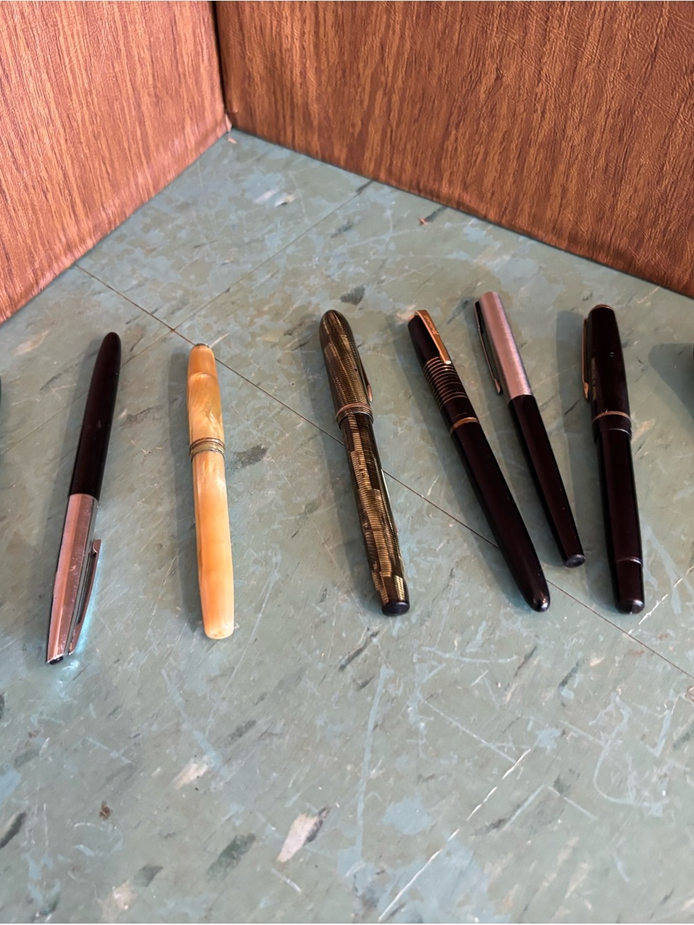 6 Vintage Men’s Fountain Pens 1930’s-1970’s Parker other brands